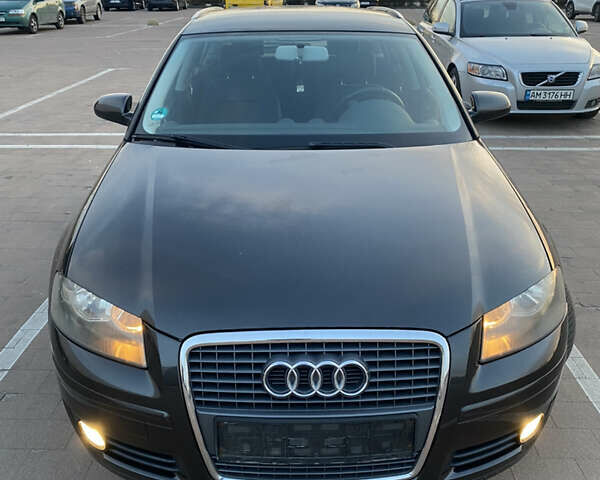 Серый Ауди A3 Sportback, объемом двигателя 1.6 л и пробегом 185 тыс. км за 5700 $, фото 1 на Automoto.ua
