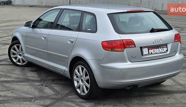 Серый Ауди A3 Sportback, объемом двигателя 1.8 л и пробегом 187 тыс. км за 7800 $, фото 3 на Automoto.ua