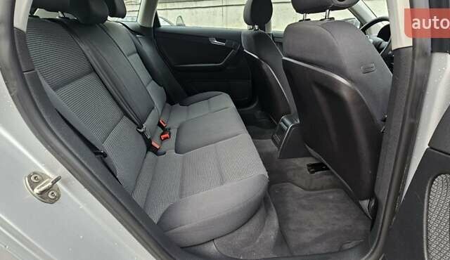 Серый Ауди A3 Sportback, объемом двигателя 1.8 л и пробегом 187 тыс. км за 7800 $, фото 21 на Automoto.ua