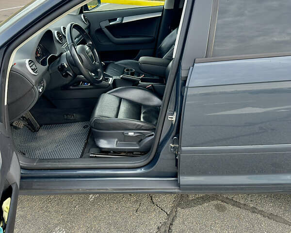 Сірий Ауді A3 Sportback, об'ємом двигуна 1.9 л та пробігом 340 тис. км за 8900 $, фото 6 на Automoto.ua