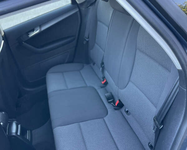 Серый Ауди A3 Sportback, объемом двигателя 1.4 л и пробегом 227 тыс. км за 7999 $, фото 54 на Automoto.ua