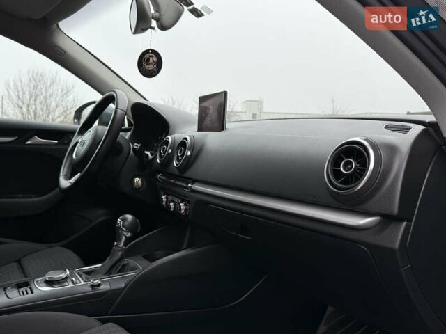 Сірий Ауді A3 Sportback, об'ємом двигуна 1.6 л та пробігом 176 тис. км за 14999 $, фото 37 на Automoto.ua