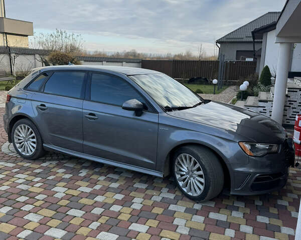 Сірий Ауді A3 Sportback, об'ємом двигуна 1.4 л та пробігом 170 тис. км за 12900 $, фото 3 на Automoto.ua