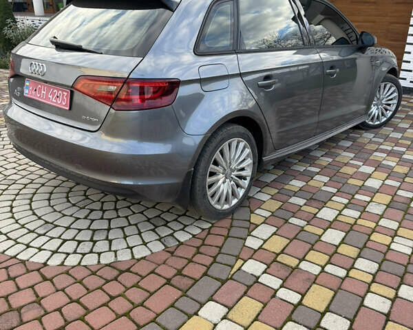 Сірий Ауді A3 Sportback, об'ємом двигуна 1.4 л та пробігом 170 тис. км за 12900 $, фото 7 на Automoto.ua