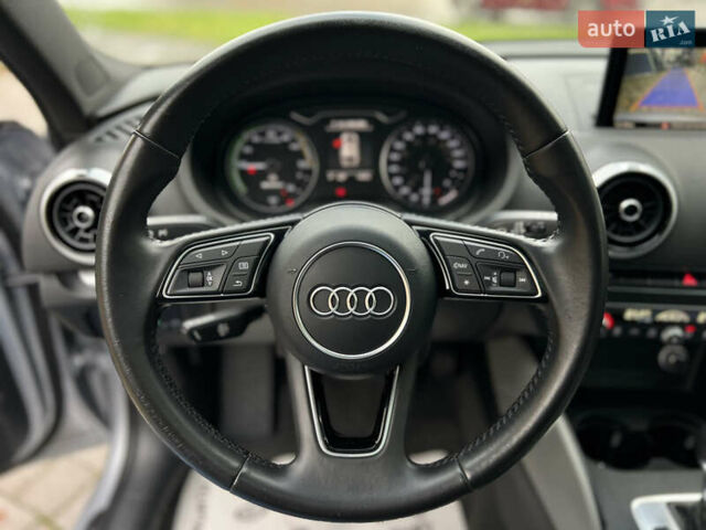 Серый Ауди A3 Sportback, объемом двигателя 1.4 л и пробегом 168 тыс. км за 17900 $, фото 13 на Automoto.ua