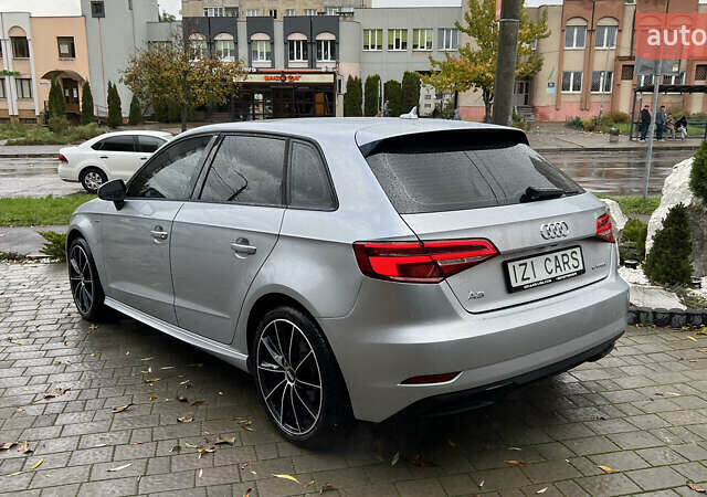 Серый Ауди A3 Sportback, объемом двигателя 1.4 л и пробегом 168 тыс. км за 17900 $, фото 4 на Automoto.ua