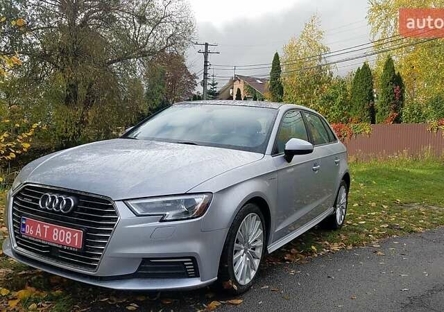 Серый Ауди A3 Sportback, объемом двигателя 0 л и пробегом 97 тыс. км за 17300 $, фото 2 на Automoto.ua