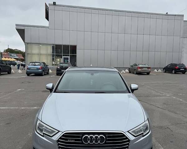 Серый Ауди A3 Sportback, объемом двигателя 1.4 л и пробегом 167 тыс. км за 17900 $, фото 1 на Automoto.ua