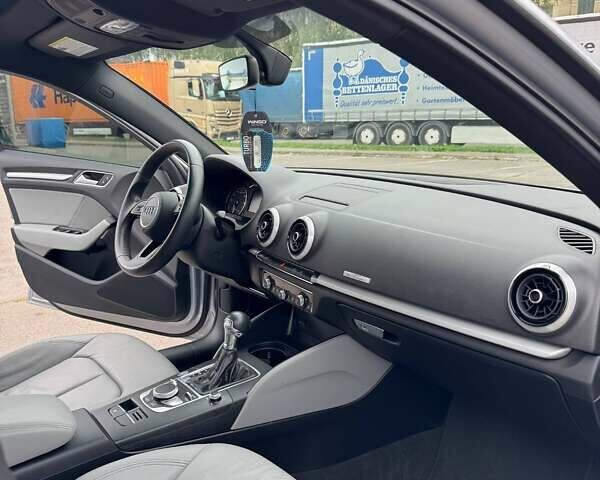 Серый Ауди A3 Sportback, объемом двигателя 1.4 л и пробегом 167 тыс. км за 17900 $, фото 19 на Automoto.ua