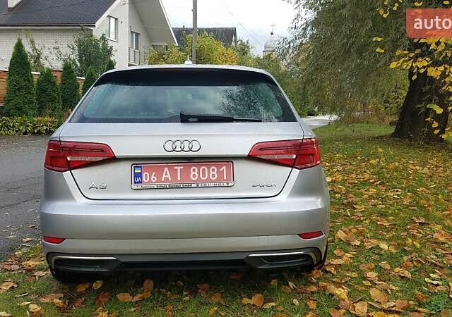 Серый Ауди A3 Sportback, объемом двигателя 0 л и пробегом 97 тыс. км за 17300 $, фото 6 на Automoto.ua