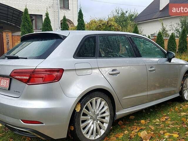 Серый Ауди A3 Sportback, объемом двигателя 0 л и пробегом 97 тыс. км за 17300 $, фото 5 на Automoto.ua