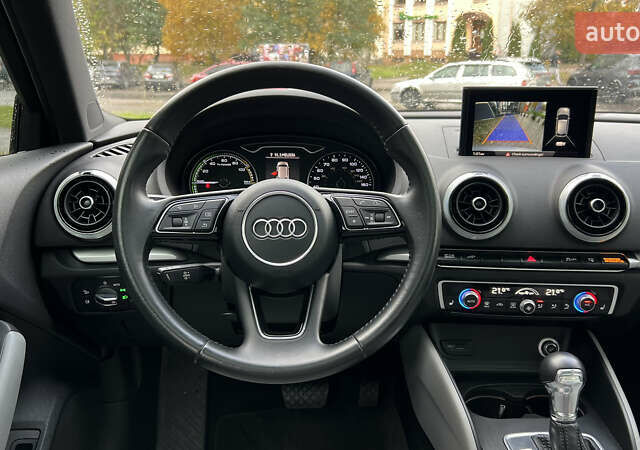 Серый Ауди A3 Sportback, объемом двигателя 1.4 л и пробегом 168 тыс. км за 17900 $, фото 35 на Automoto.ua