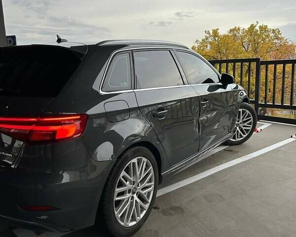 Серый Ауди A3 Sportback, объемом двигателя 1.4 л и пробегом 187 тыс. км за 16500 $, фото 13 на Automoto.ua