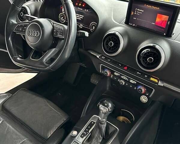 Серый Ауди A3 Sportback, объемом двигателя 1.4 л и пробегом 187 тыс. км за 16500 $, фото 18 на Automoto.ua
