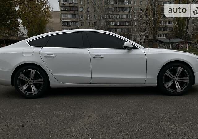 Белый Ауди A5 Sportback, объемом двигателя 2 л и пробегом 234 тыс. км за 12000 $, фото 3 на Automoto.ua