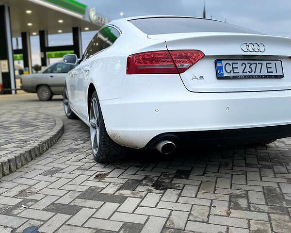 Белый Ауди A5 Sportback, объемом двигателя 2 л и пробегом 138 тыс. км за 12500 $, фото 5 на Automoto.ua