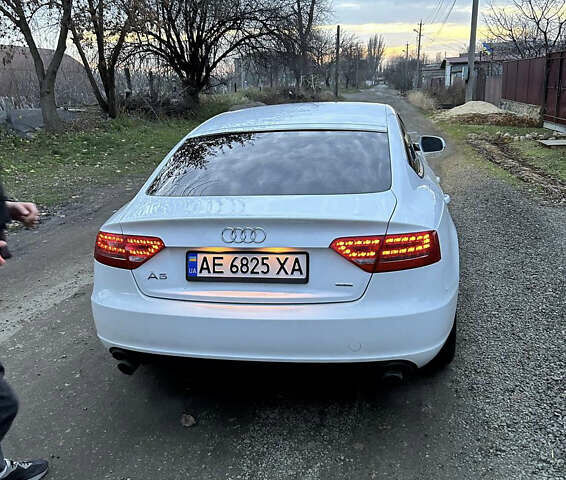 Білий Ауді A5 Sportback, об'ємом двигуна 2 л та пробігом 172 тис. км за 14100 $, фото 12 на Automoto.ua