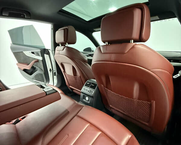 Білий Ауді A5 Sportback, об'ємом двигуна 2 л та пробігом 102 тис. км за 28900 $, фото 41 на Automoto.ua