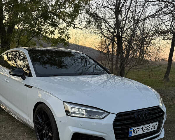 Белый Ауди A5 Sportback, объемом двигателя 2 л и пробегом 133 тыс. км за 25500 $, фото 6 на Automoto.ua