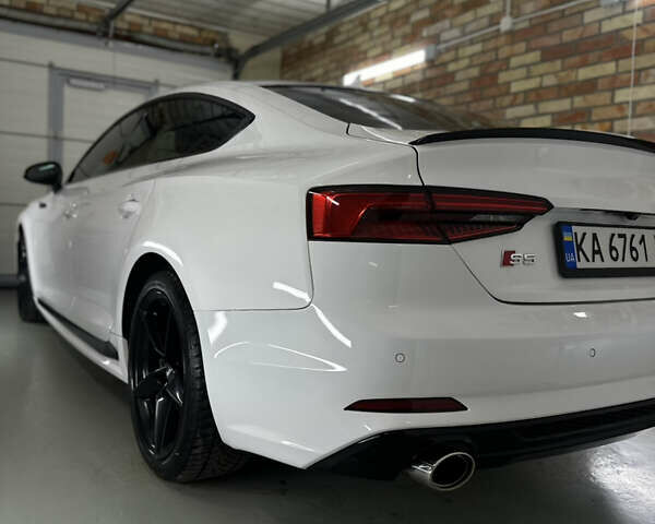 Белый Ауди A5 Sportback, объемом двигателя 2 л и пробегом 101 тыс. км за 23800 $, фото 11 на Automoto.ua