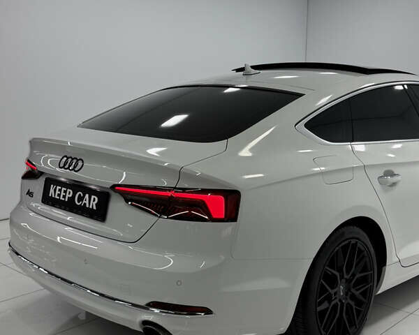 Білий Ауді A5 Sportback, об'ємом двигуна 2 л та пробігом 102 тис. км за 28900 $, фото 16 на Automoto.ua