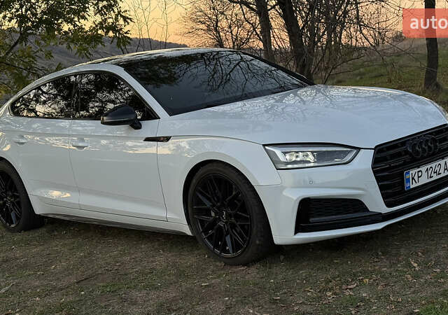 Белый Ауди A5 Sportback, объемом двигателя 2 л и пробегом 133 тыс. км за 25500 $, фото 7 на Automoto.ua