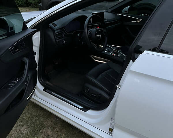 Белый Ауди A5 Sportback, объемом двигателя 2 л и пробегом 49 тыс. км за 26500 $, фото 10 на Automoto.ua
