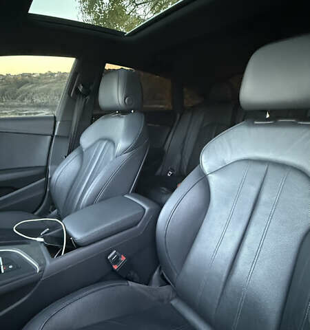 Белый Ауди A5 Sportback, объемом двигателя 2 л и пробегом 133 тыс. км за 25500 $, фото 18 на Automoto.ua