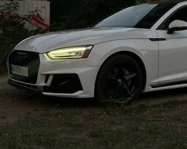 Белый Ауди A5 Sportback, объемом двигателя 2 л и пробегом 101 тыс. км за 23800 $, фото 6 на Automoto.ua