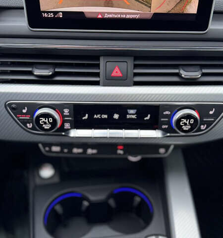 Белый Ауди A5 Sportback, объемом двигателя 2 л и пробегом 56 тыс. км за 24900 $, фото 30 на Automoto.ua