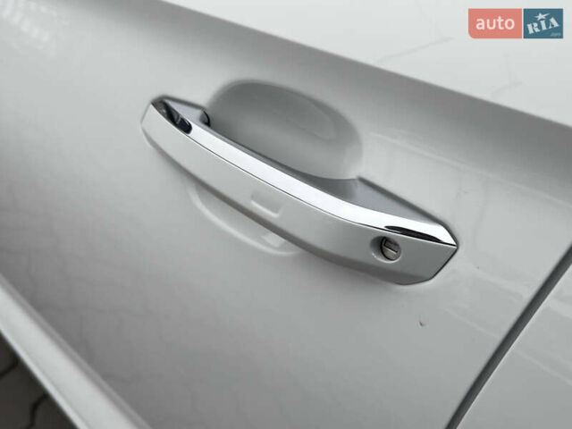 Белый Ауди A5 Sportback, объемом двигателя 2 л и пробегом 212 тыс. км за 19990 $, фото 13 на Automoto.ua