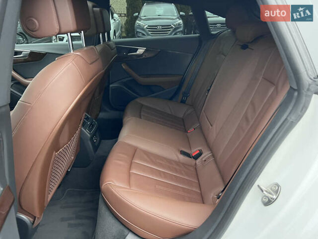 Белый Ауди A5 Sportback, объемом двигателя 2 л и пробегом 212 тыс. км за 19990 $, фото 46 на Automoto.ua