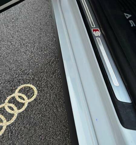 Белый Ауди A5 Sportback, объемом двигателя 2 л и пробегом 56 тыс. км за 24900 $, фото 9 на Automoto.ua