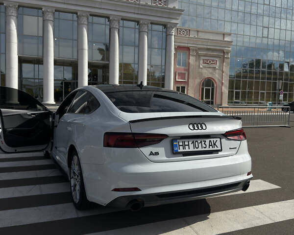 Белый Ауди A5 Sportback, объемом двигателя 2 л и пробегом 122 тыс. км за 32000 $, фото 25 на Automoto.ua