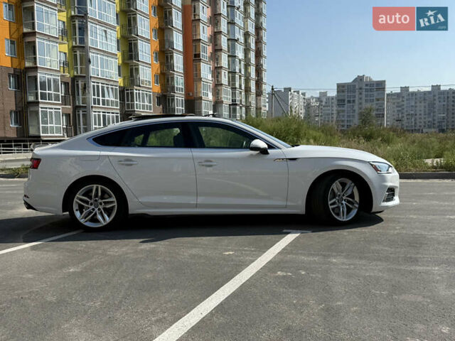 Белый Ауди A5 Sportback, объемом двигателя 2 л и пробегом 113 тыс. км за 29000 $, фото 3 на Automoto.ua