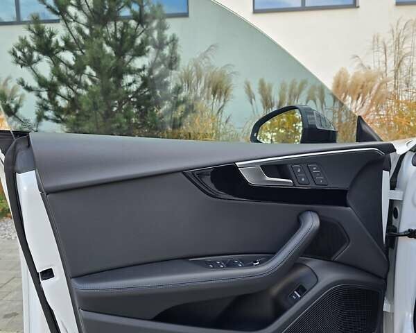 Белый Ауди A5 Sportback, объемом двигателя 2 л и пробегом 45 тыс. км за 25500 $, фото 59 на Automoto.ua