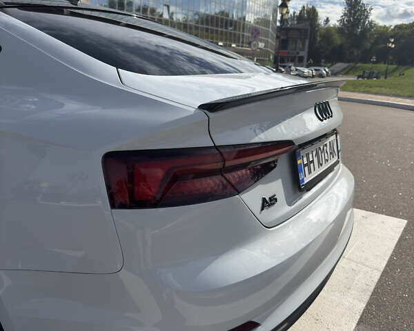 Белый Ауди A5 Sportback, объемом двигателя 2 л и пробегом 122 тыс. км за 32000 $, фото 23 на Automoto.ua