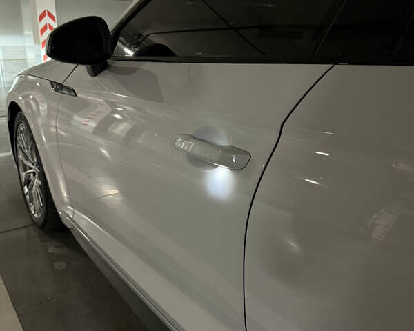 Белый Ауди A5 Sportback, объемом двигателя 2 л и пробегом 122 тыс. км за 32000 $, фото 54 на Automoto.ua