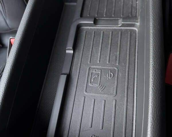 Белый Ауди A5 Sportback, объемом двигателя 2 л и пробегом 61 тыс. км за 28000 $, фото 26 на Automoto.ua