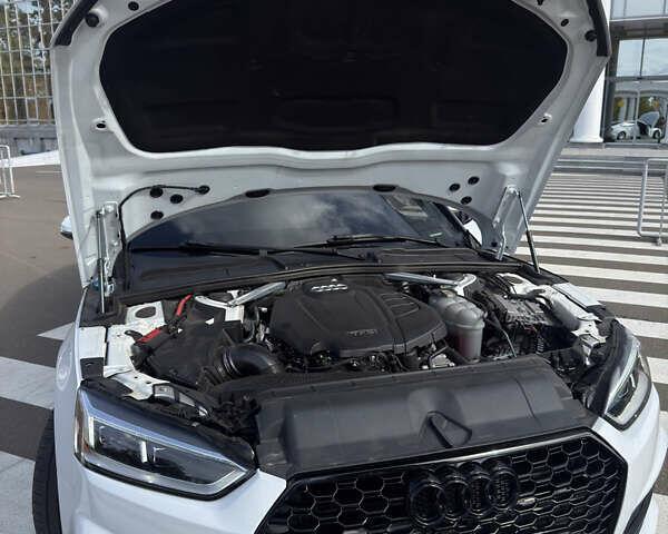 Белый Ауди A5 Sportback, объемом двигателя 2 л и пробегом 122 тыс. км за 32000 $, фото 47 на Automoto.ua