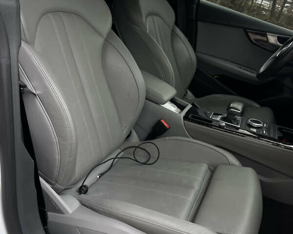 Белый Ауди A5 Sportback, объемом двигателя 2 л и пробегом 137 тыс. км за 21000 $, фото 17 на Automoto.ua