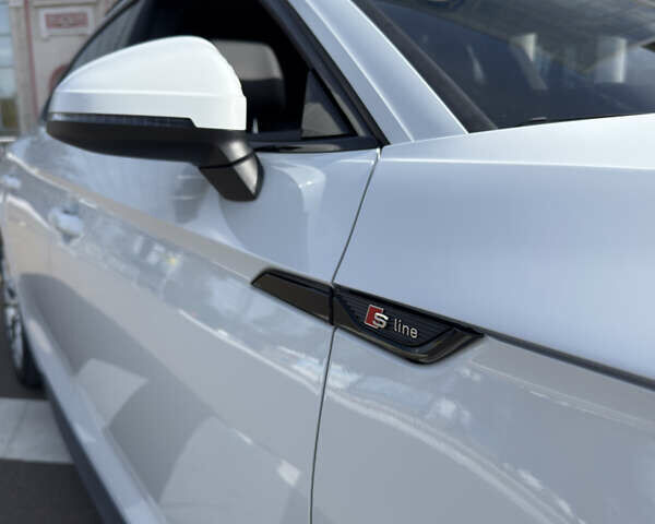 Белый Ауди A5 Sportback, объемом двигателя 2 л и пробегом 122 тыс. км за 32000 $, фото 14 на Automoto.ua