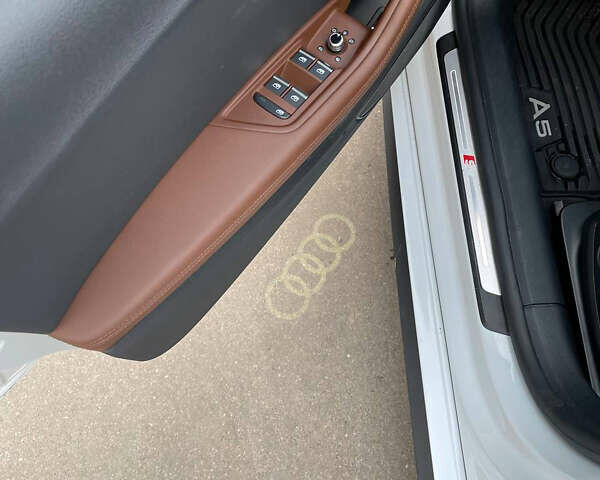 Белый Ауди A5 Sportback, объемом двигателя 1.98 л и пробегом 60 тыс. км за 29500 $, фото 8 на Automoto.ua