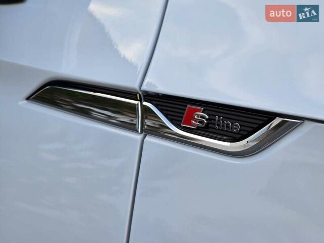 Белый Ауди A5 Sportback, объемом двигателя 2 л и пробегом 45 тыс. км за 25500 $, фото 75 на Automoto.ua