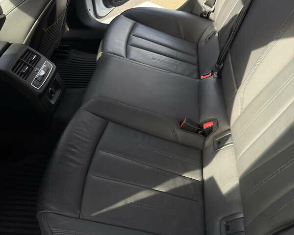 Белый Ауди A5 Sportback, объемом двигателя 2 л и пробегом 122 тыс. км за 32000 $, фото 46 на Automoto.ua