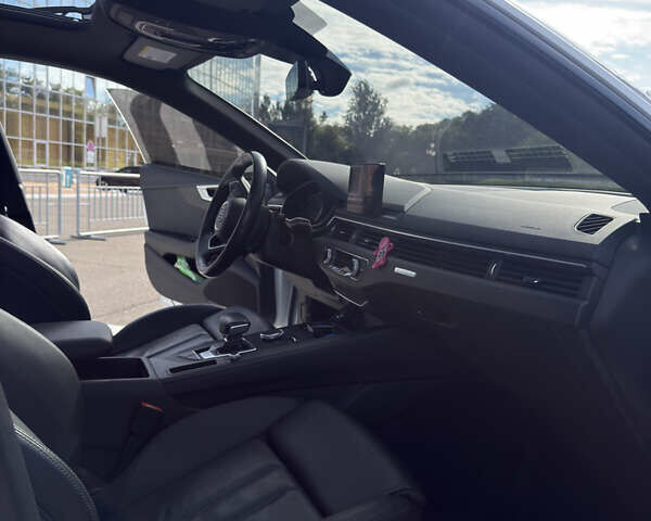 Белый Ауди A5 Sportback, объемом двигателя 2 л и пробегом 122 тыс. км за 32000 $, фото 43 на Automoto.ua