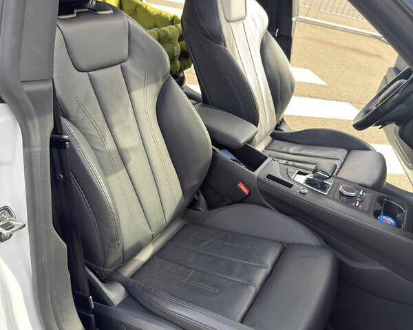 Белый Ауди A5 Sportback, объемом двигателя 2 л и пробегом 122 тыс. км за 32000 $, фото 42 на Automoto.ua