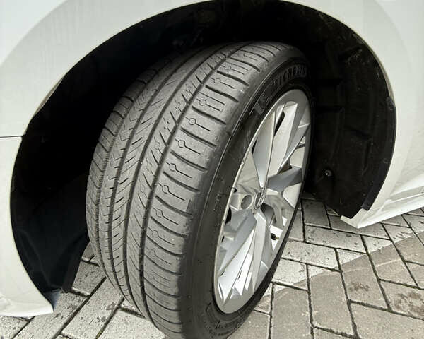 Белый Ауди A5 Sportback, объемом двигателя 2 л и пробегом 118 тыс. км за 26500 $, фото 35 на Automoto.ua