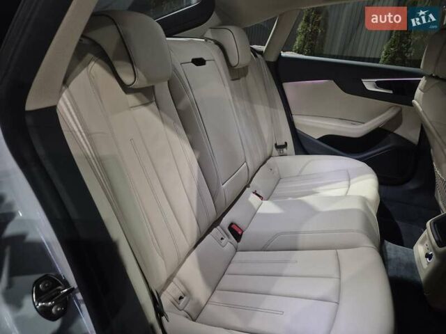 Белый Ауди A5 Sportback, объемом двигателя 2 л и пробегом 19 тыс. км за 37000 $, фото 37 на Automoto.ua