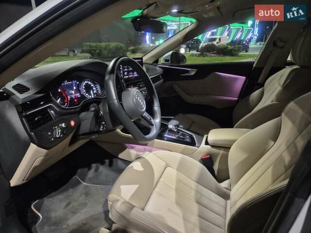 Белый Ауди A5 Sportback, объемом двигателя 2 л и пробегом 19 тыс. км за 37000 $, фото 16 на Automoto.ua